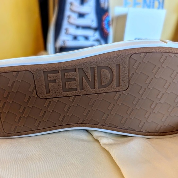 Fendi sneakers, size 9, canvas with glass beading, new, perfect condition. - Picture 3 of 13
